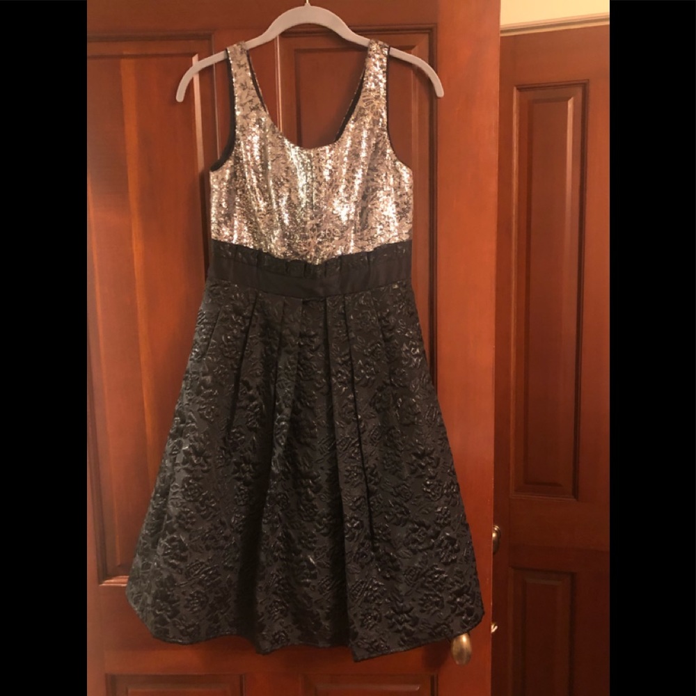 Kay Unger  new  mini party dress